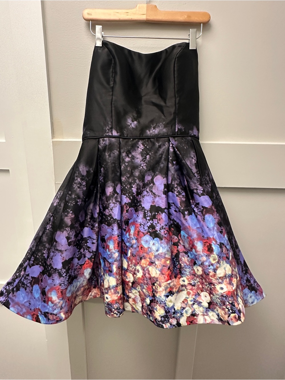 Betsy & Adam Black Purple Floral Print Fit & Flare Strapless Formal Dress Sz 12